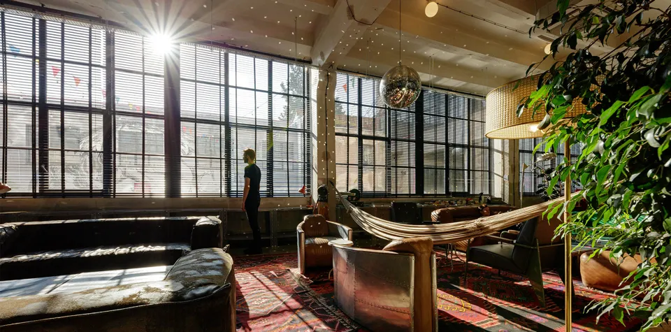 Fabrika lobby